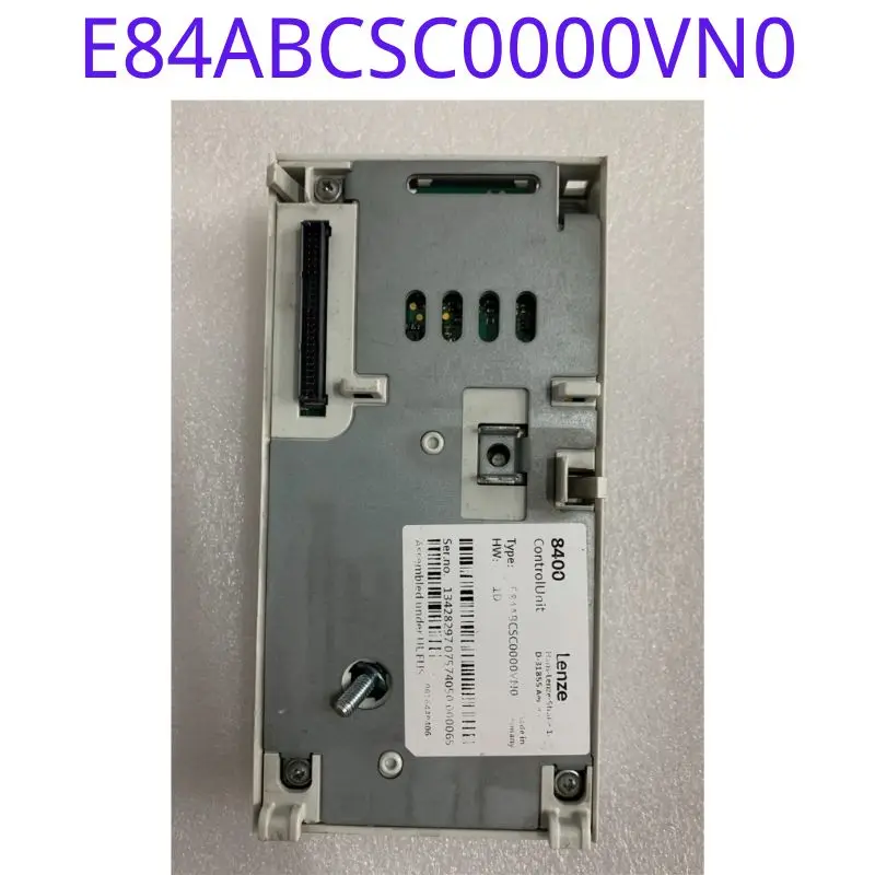 Функциональный тест подержанного разъема управления процессором E84ABCSC000VN0 не поврежден